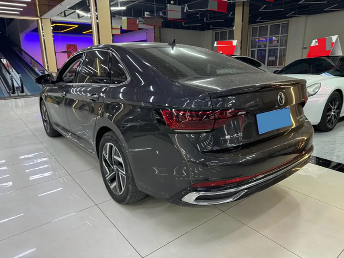 2023 Volkswagen Sagitar 1.5T 160HP L4 7DCT,autocango,china used car exporter,china ev exporter,chinese used car exporter,chinese used ev exporter