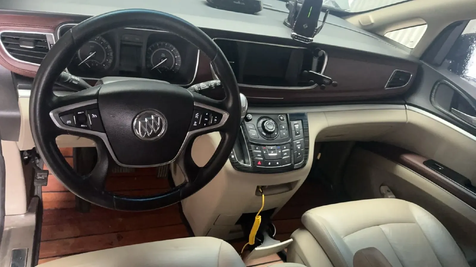 2018 Buick GL8 2.0T 260HP L4 6AT,autocango,china used car exporter,china ev exporter,chinese used car exporter,chinese used ev exporter