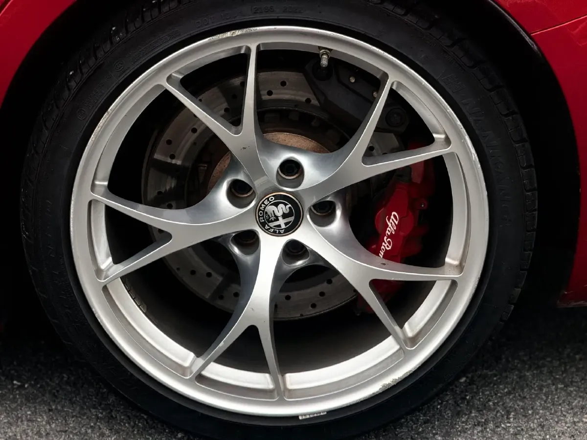 2017 Porsche Macan 3.6T 441HP V6 7DCT,autocango,china used car exporter,china ev exporter,chinese used car exporter,chinese used ev exporter