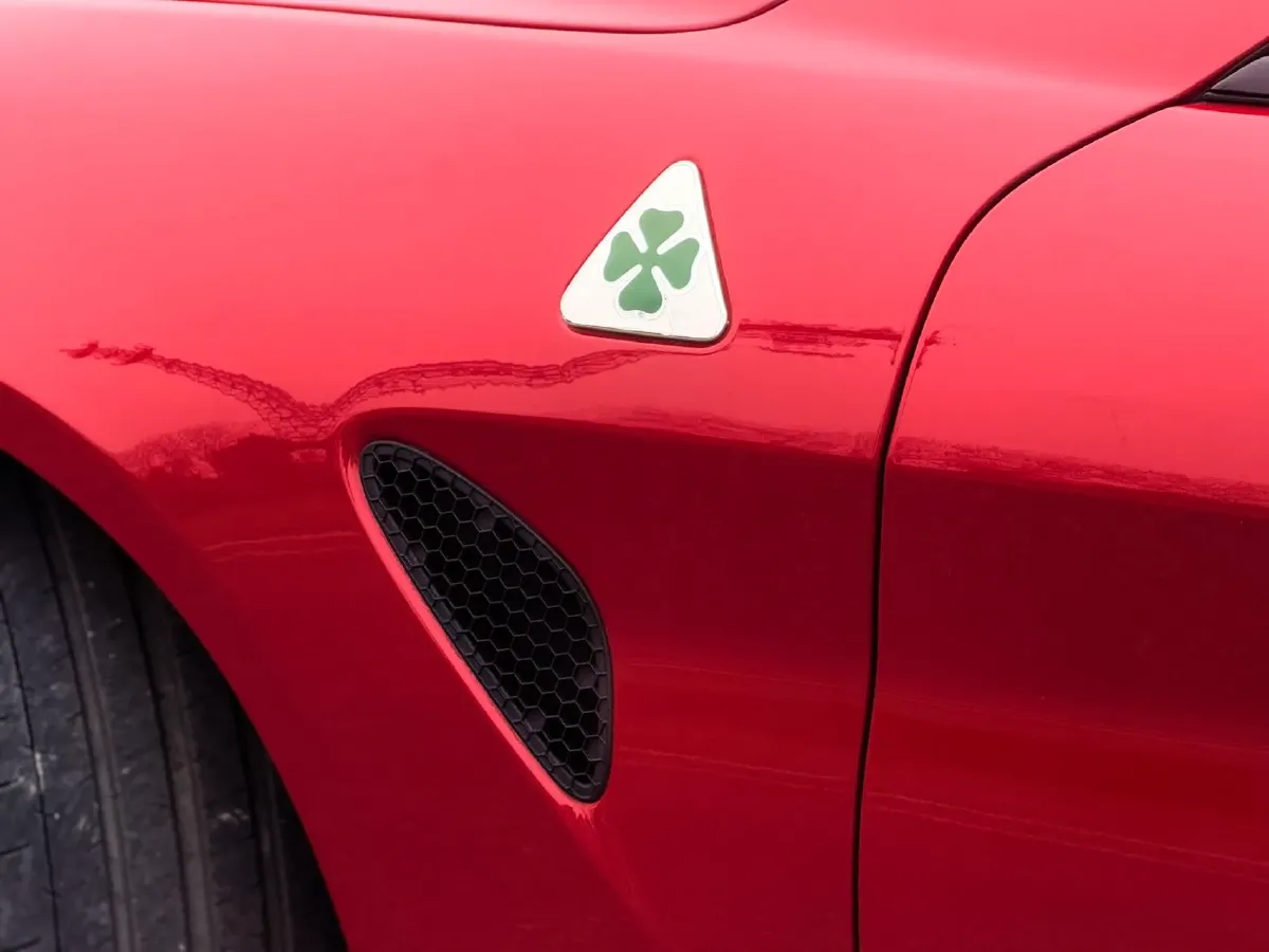 2017 Porsche Macan 3.6T 441HP V6 7DCT,autocango,china used car exporter,china ev exporter,chinese used car exporter,chinese used ev exporter