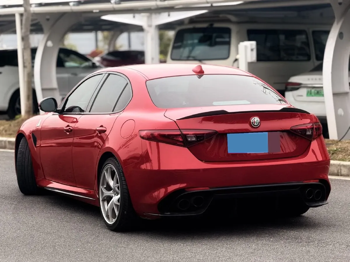 2017 Porsche Macan 3.6T 441HP V6 7DCT,autocango,china used car exporter,china ev exporter,chinese used car exporter,chinese used ev exporter