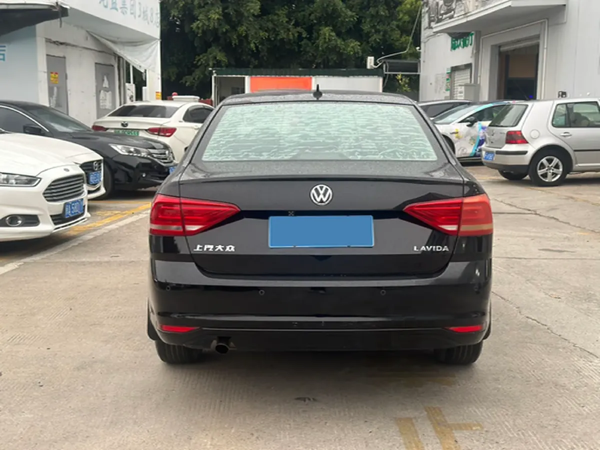 2017 Volkswagen Lavida 1.6L 110HP L4 6AT,autocango,china used car exporter,china ev exporter,chinese used car exporter,chinese used ev exporter