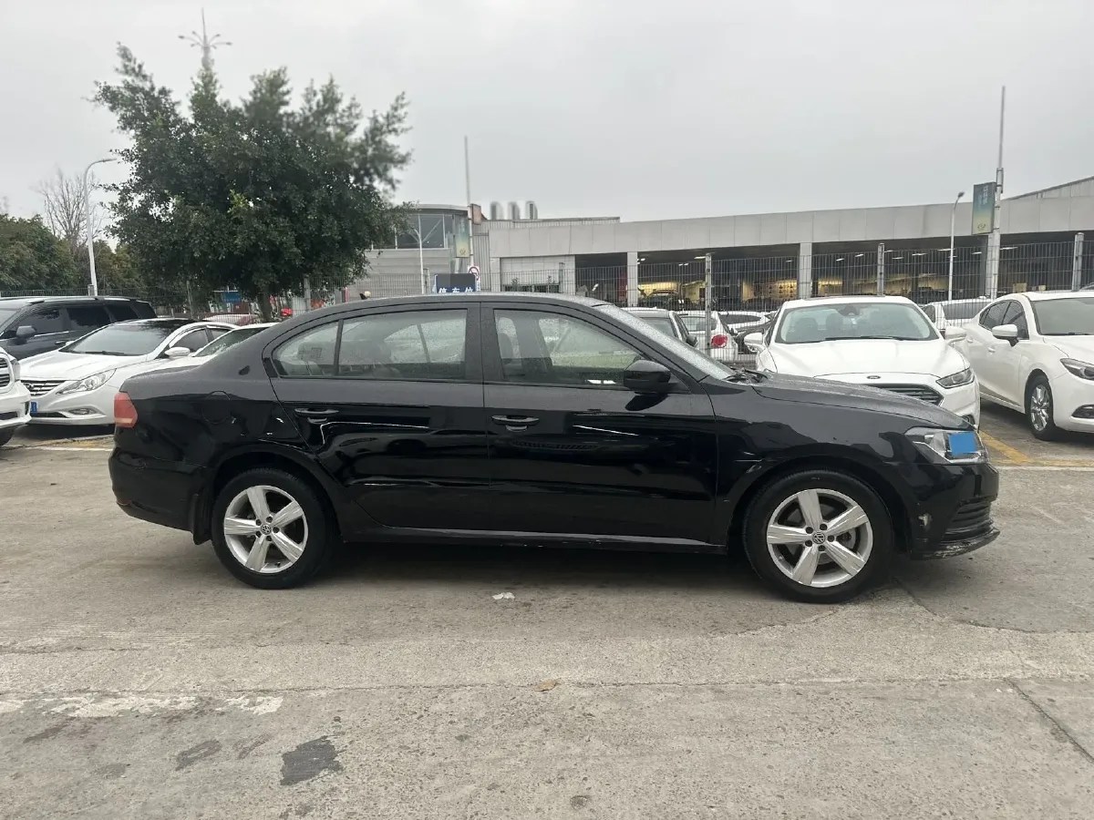 2017 Volkswagen Lavida 1.6L 110HP L4 6AT,autocango,china used car exporter,china ev exporter,chinese used car exporter,chinese used ev exporter