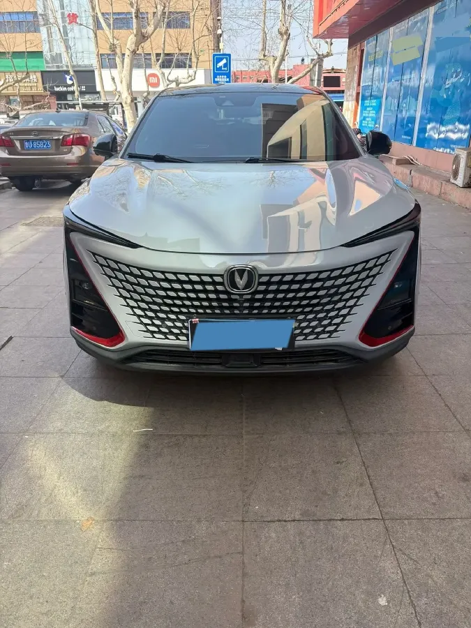 2021 ChangAn UNI-T 1.5T 180HP L4 7DCT,autocango,china used car exporter,china ev exporter,chinese used car exporter,chinese used ev exporter