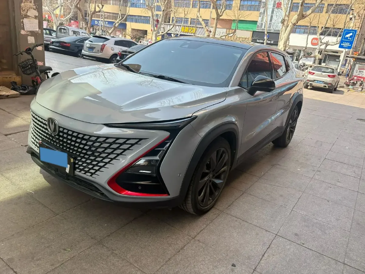 2021 ChangAn UNI-T 1.5T 180HP L4 7DCT,autocango,china used car exporter,china ev exporter,chinese used car exporter,chinese used ev exporter