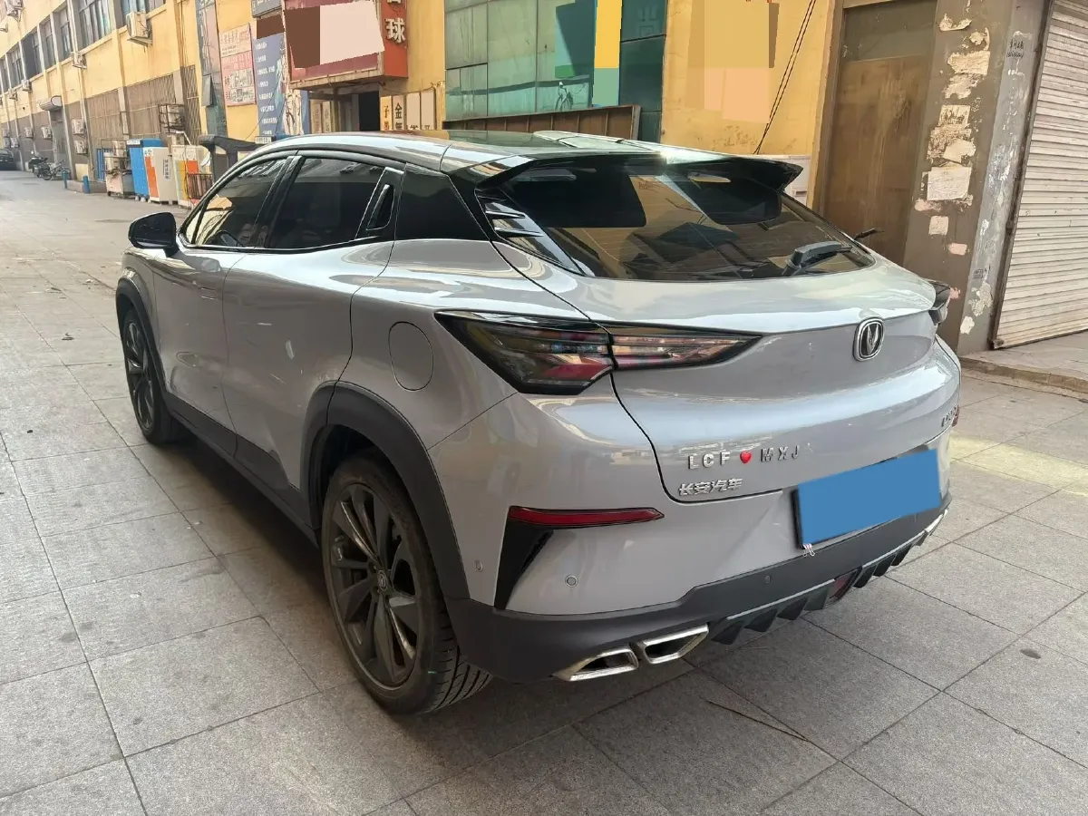 2021 ChangAn UNI-T 1.5T 180HP L4 7DCT,autocango,china used car exporter,china ev exporter,chinese used car exporter,chinese used ev exporter