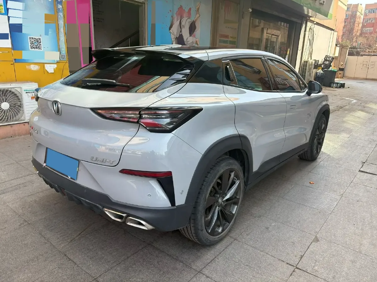 2021 ChangAn UNI-T 1.5T 180HP L4 7DCT,autocango,china used car exporter,china ev exporter,chinese used car exporter,chinese used ev exporter