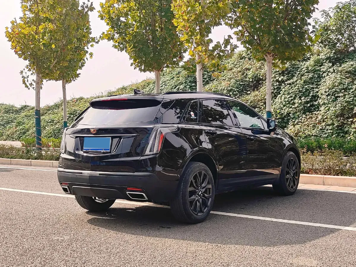 2022 Cadillac XT5 2.0T 237HP L4 9AT,autocango,china used car exporter,china ev exporter,chinese used car exporter,chinese used ev exporter