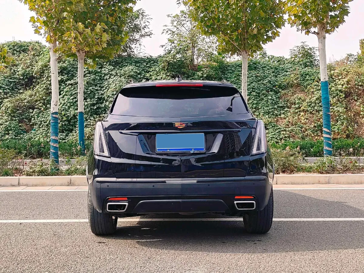 2022 Cadillac XT5 2.0T 237HP L4 9AT,autocango,china used car exporter,china ev exporter,chinese used car exporter,chinese used ev exporter