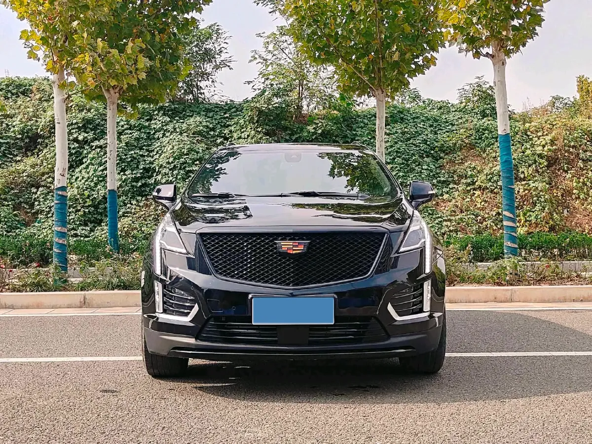2022 Cadillac XT5 2.0T 237HP L4 9AT,autocango,china used car exporter,china ev exporter,chinese used car exporter,chinese used ev exporter