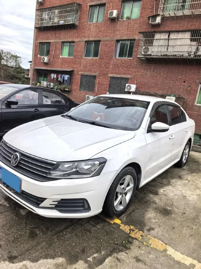 2019 Volkswagen Polo 1.5L 113HP L4 5MT,autocango,china used car exporter,china ev exporter,chinese used car exporter,chinese used ev exporter