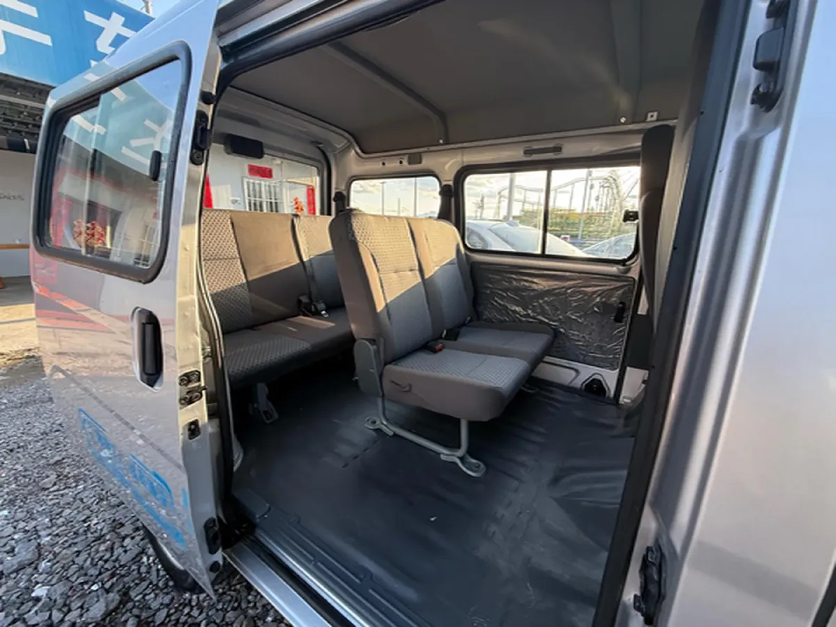 2020 WuLing ZhiGuang 1.2L 76HP L4 5MT,autocango,china used car exporter,china ev exporter,chinese used car exporter,chinese used ev exporter