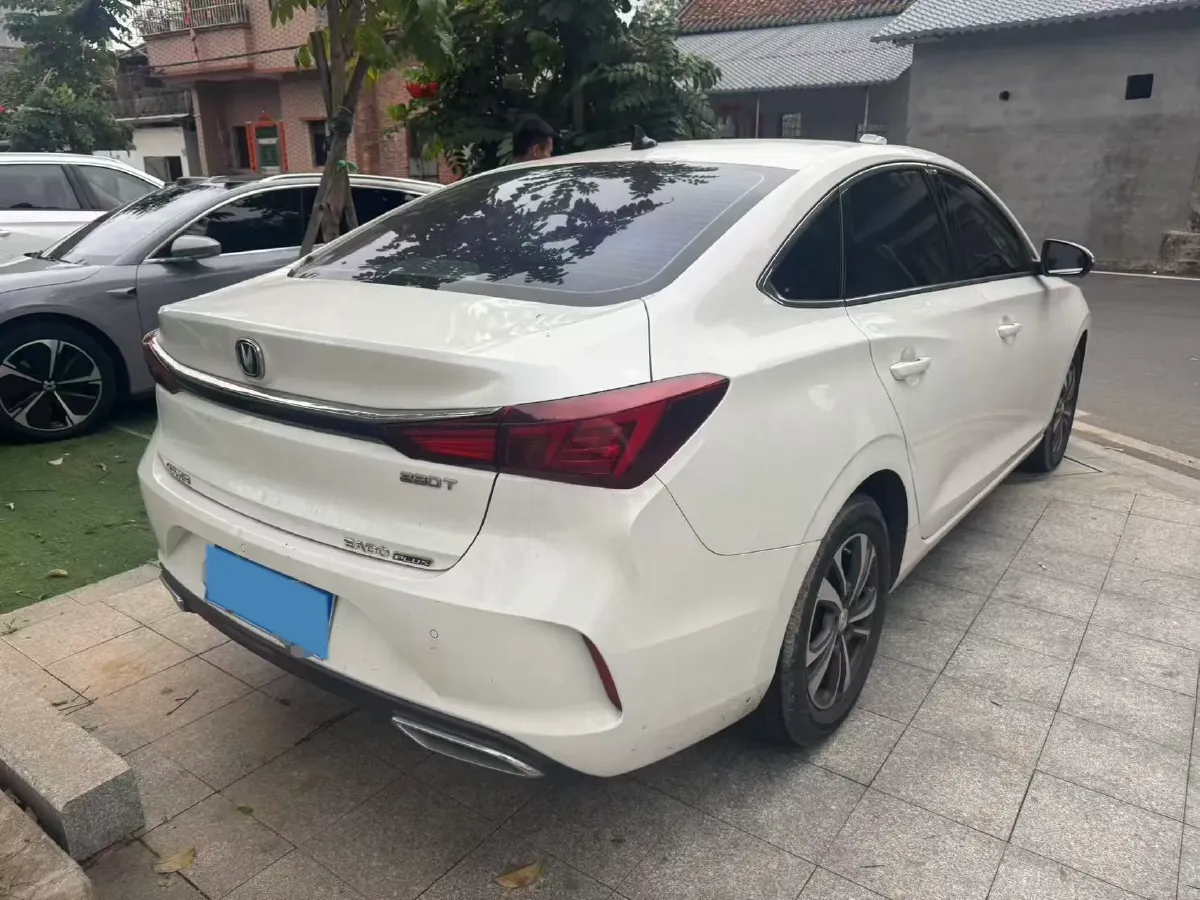 2021 ChangAn Eado 1.4T 160HP L4 7DCT,autocango,china used car exporter,china ev exporter,chinese used car exporter,chinese used ev exporter
