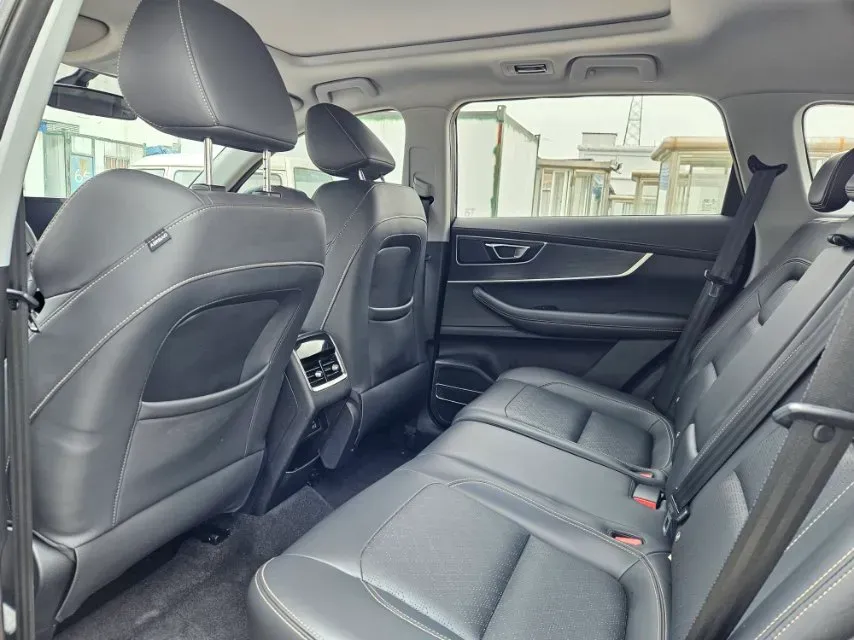 2021 Chery Tiggo 8 1.6T 197HP L4 7DCT,autocango,china used car exporter,china ev exporter,chinese used car exporter,chinese used ev exporter