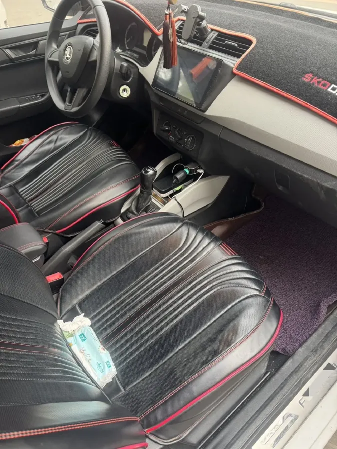 2017 Skoda Fabia 1.4L 90HP L4 6AT,autocango,china used car exporter,china ev exporter,chinese used car exporter,chinese used ev exporter