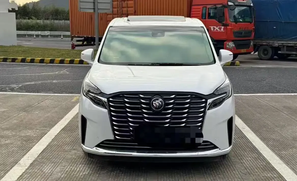 2023 Buick GL8 2.0T 237HP L4 9AT,autocango,china used car exporter,china ev exporter,chinese used car exporter,chinese used ev exporter