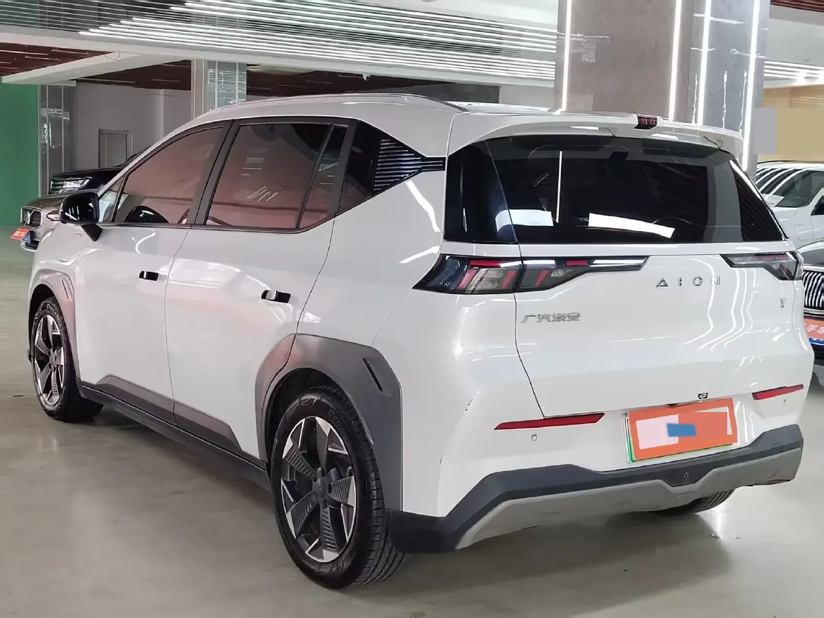 2022 Geely Okavango 1.8T 184HP L4 7DCT,autocango,china used car exporter,china ev exporter,chinese used car exporter,chinese used ev exporter