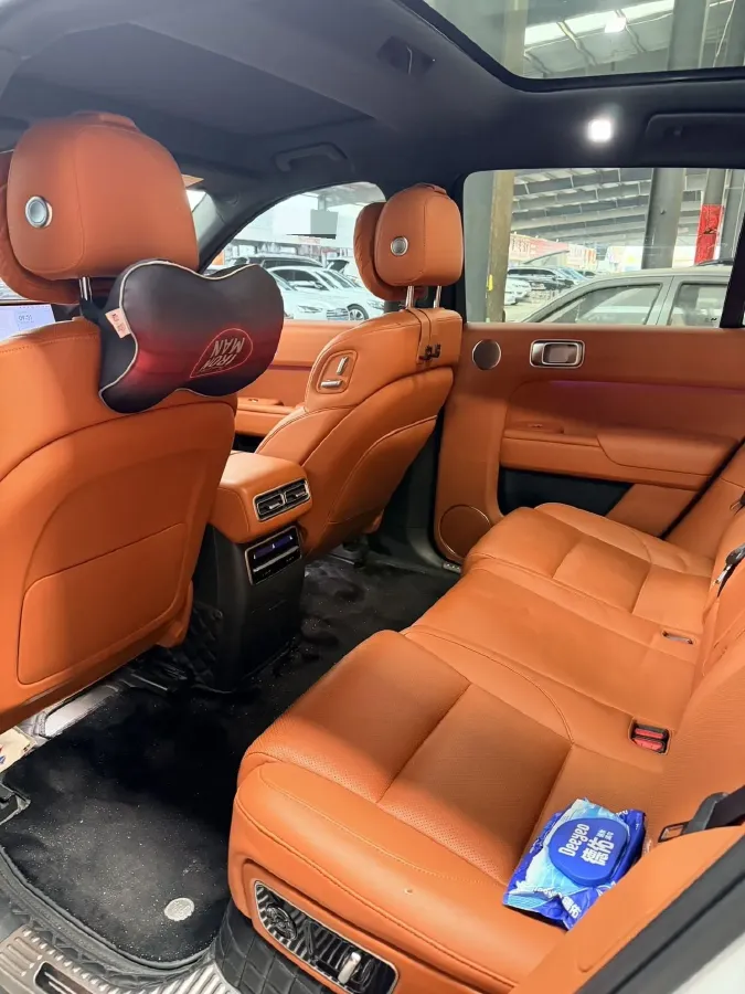 2023 Li L7 Range Extended 154HP REEV 40.9KWH,autocango,china used car exporter,china ev exporter,chinese used car exporter,chinese used ev exporter