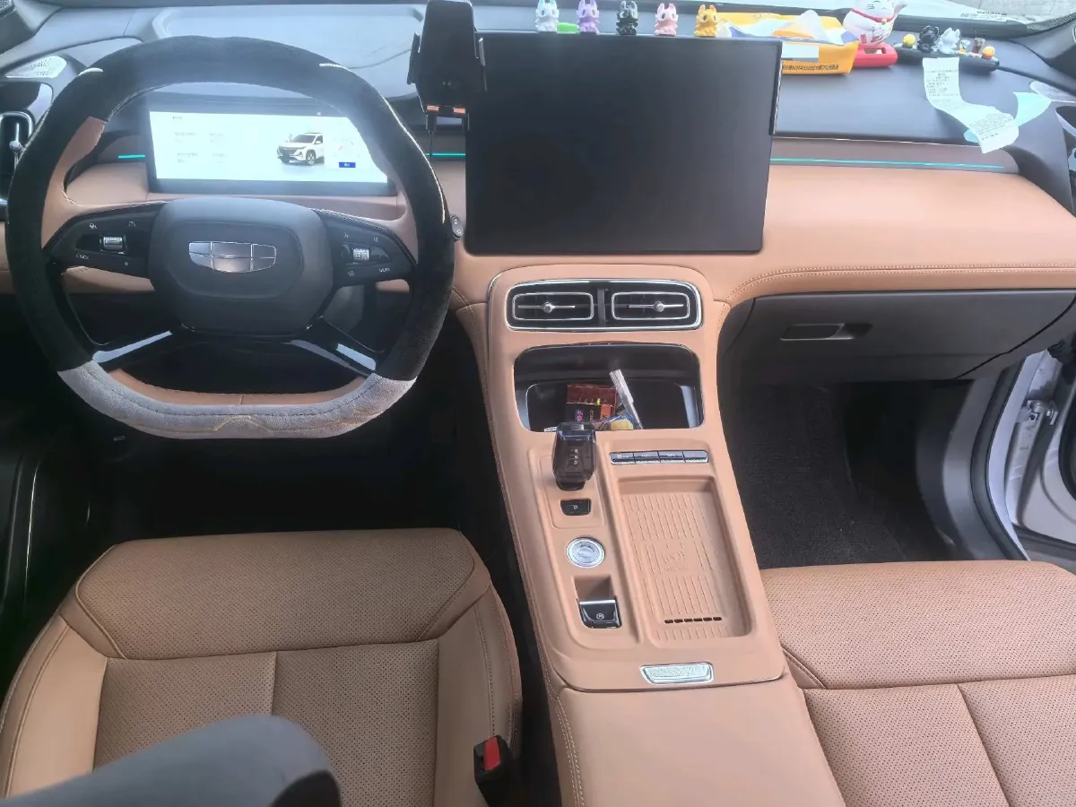 2025 Geely StarRay 1.5T 181HP L4 7DCT,autocango,china used car exporter,china ev exporter,chinese used car exporter,chinese used ev exporter