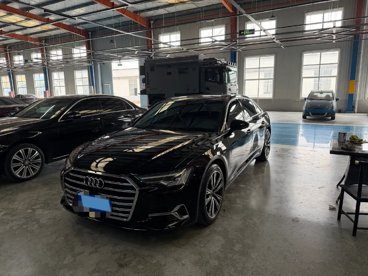 2021 Audi A6L 2.0T 224HP L4 7DCT,autocango,china used car exporter,china ev exporter,chinese used car exporter,chinese used ev exporter