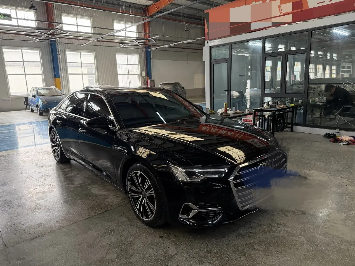 2021 Audi A6L 2.0T 224HP L4 7DCT,autocango,china used car exporter,china ev exporter,chinese used car exporter,chinese used ev exporter