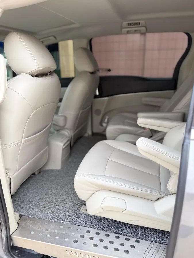 2022 Buick GL8 2.0T 237HP L4 9AT,autocango,china used car exporter,china ev exporter,chinese used car exporter,chinese used ev exporter