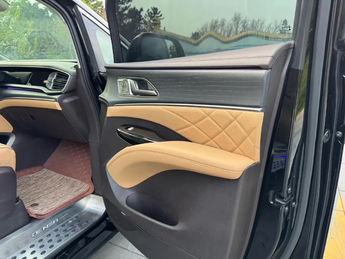 2024 Denza D9 1.5T 139HP L4 E-CVT PHEV 40KWH,autocango,china used car exporter,china ev exporter,chinese used car exporter,chinese used ev exporter