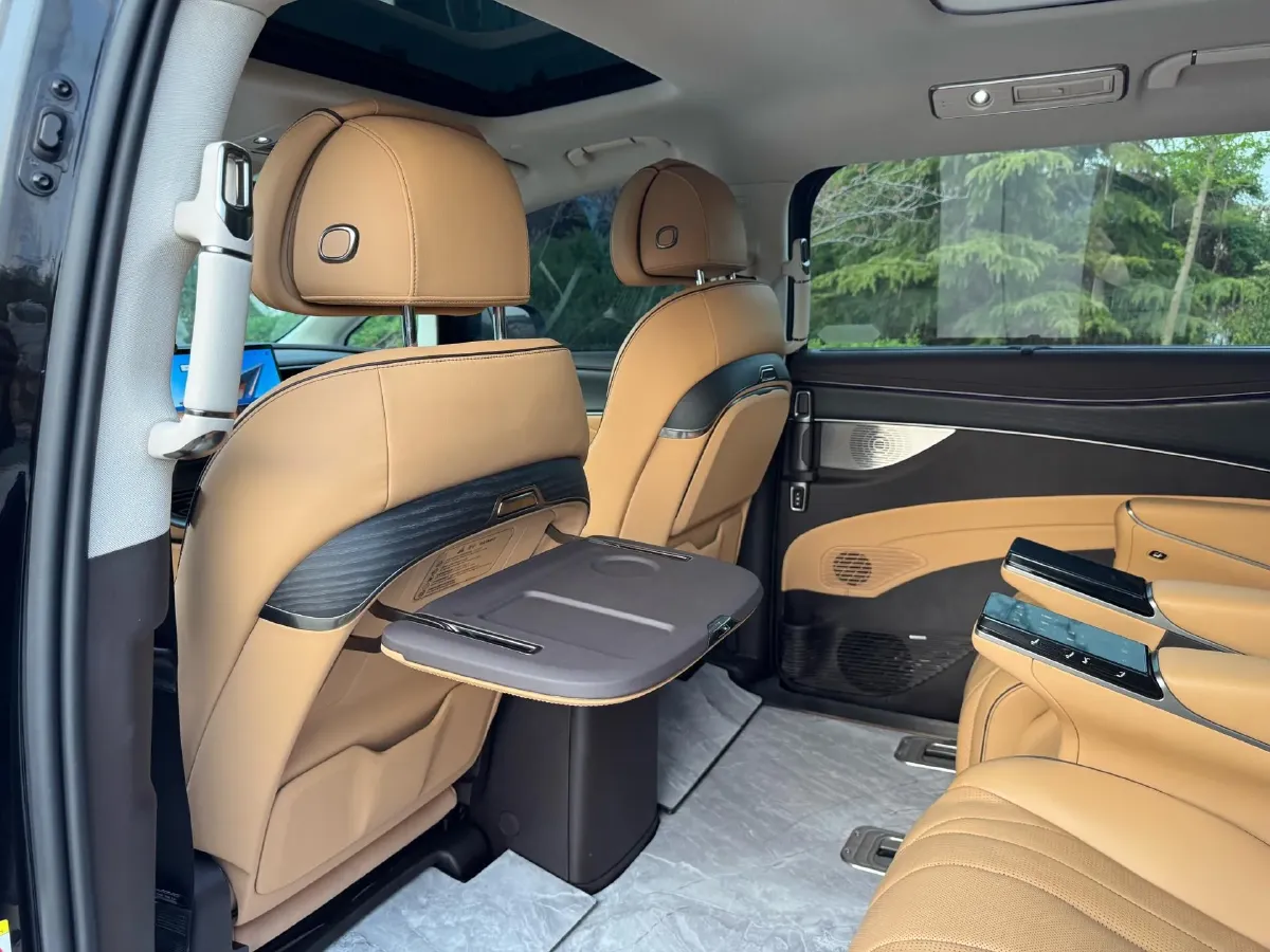 2024 Denza D9 1.5T 139HP L4 E-CVT PHEV 40KWH,autocango,china used car exporter,china ev exporter,chinese used car exporter,chinese used ev exporter