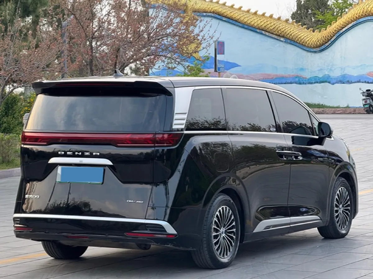 2024 Denza D9 1.5T 139HP L4 E-CVT PHEV 40KWH,autocango,china used car exporter,china ev exporter,chinese used car exporter,chinese used ev exporter