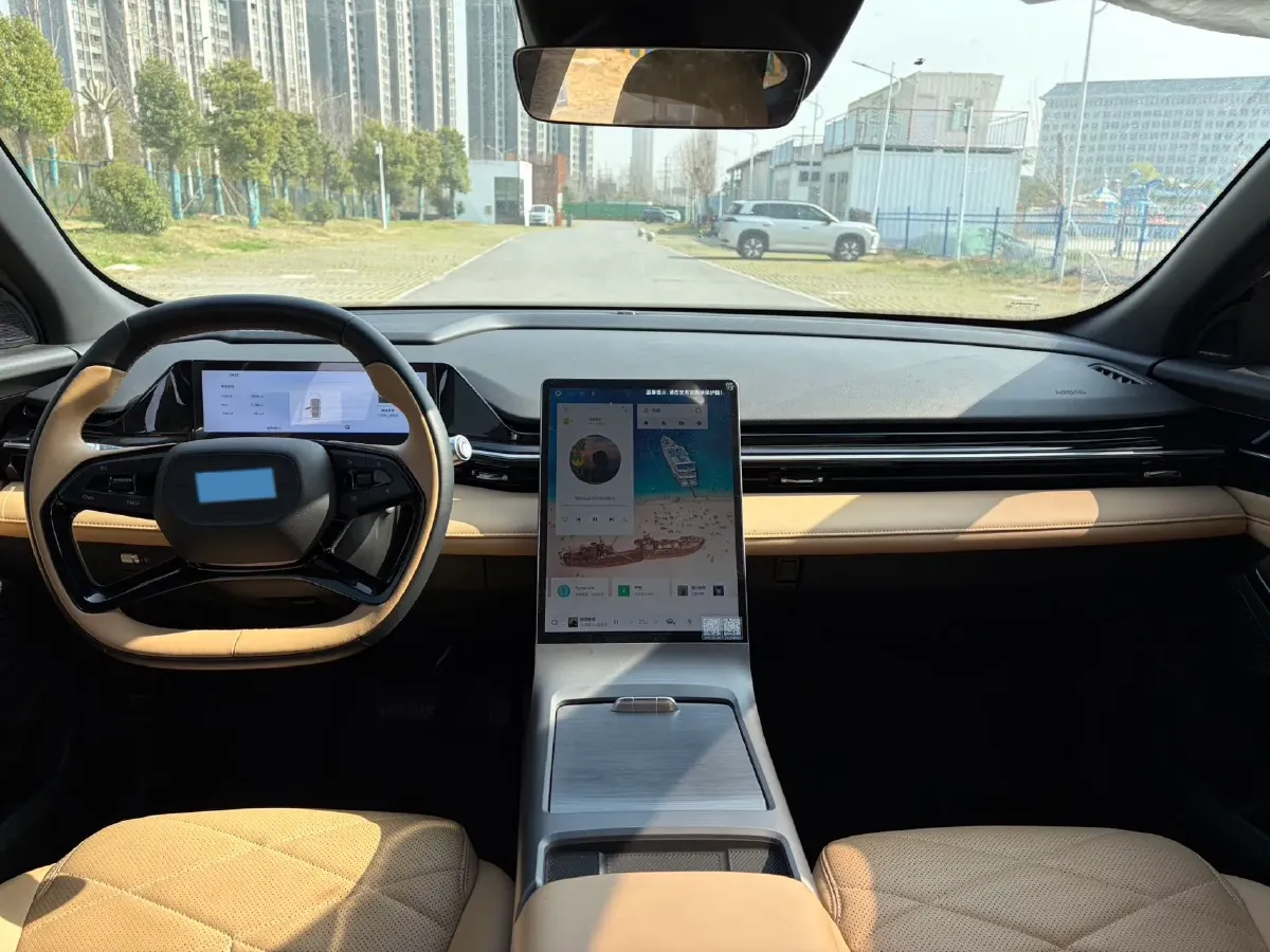 2023 Geely Galaxy L6 1.5T 163HP L4 3DHT PHEV,autocango,china used car exporter,china ev exporter,chinese used car exporter,chinese used ev exporter