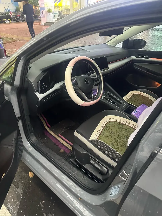 2023 Volkswagen Golf 1.4T 150HP L4 7DCT,autocango,china used car exporter,china ev exporter,chinese used car exporter,chinese used ev exporter