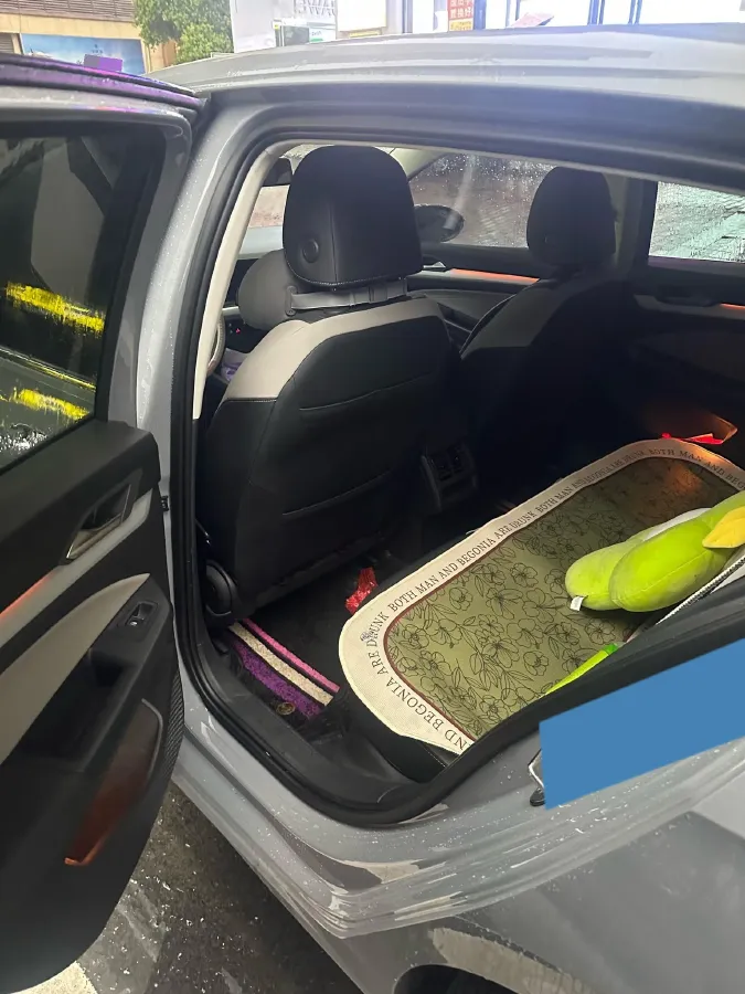 2023 Volkswagen Golf 1.4T 150HP L4 7DCT,autocango,china used car exporter,china ev exporter,chinese used car exporter,chinese used ev exporter