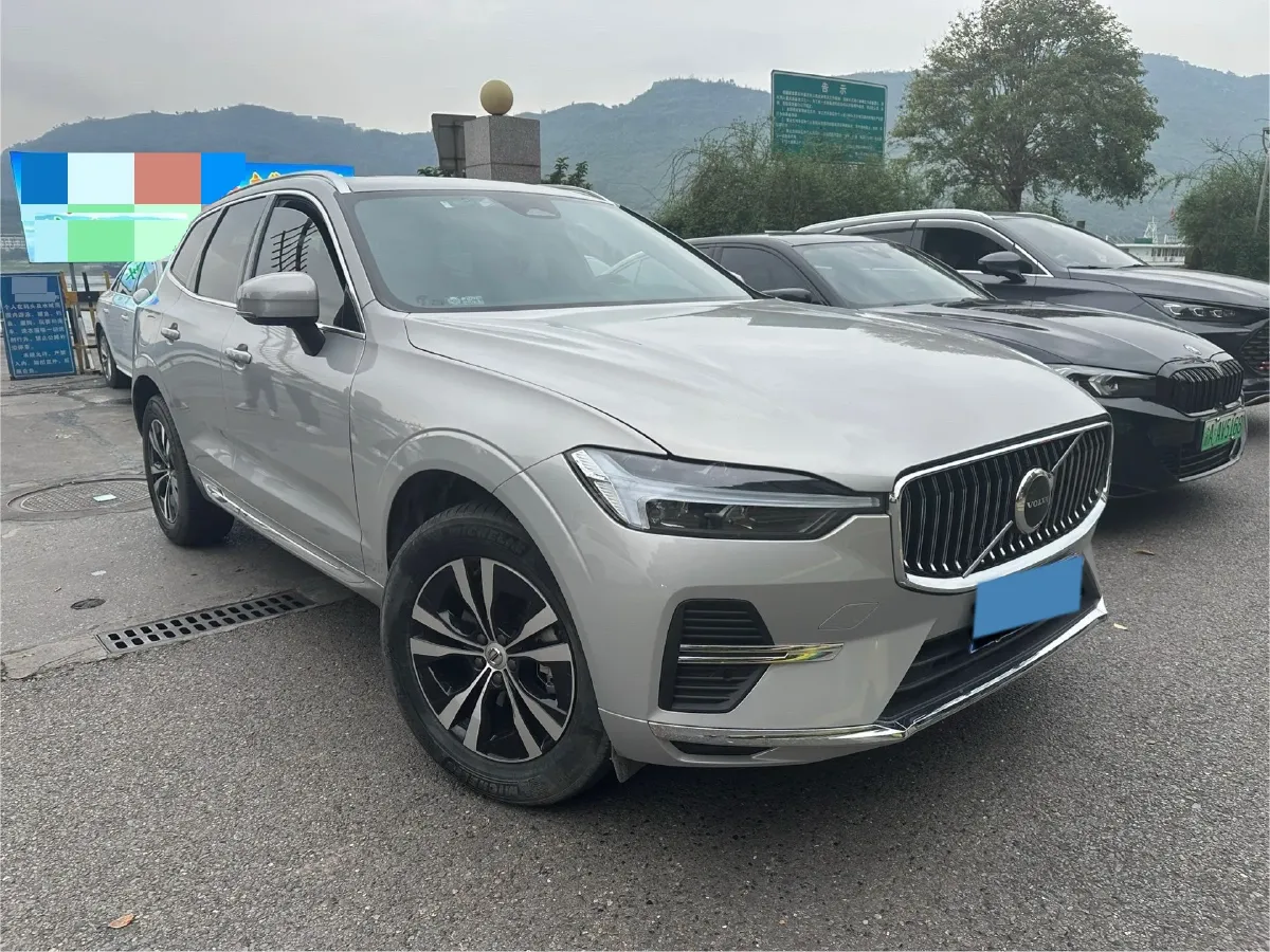 2023 Volvo XC60 2.0T 250HP L4 8AT,autocango,china used car exporter,china ev exporter,chinese used car exporter,chinese used ev exporter