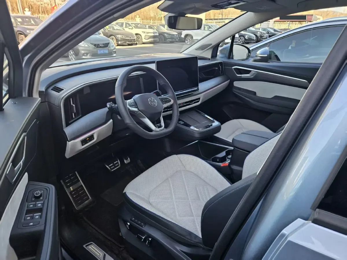 2026 Volkswagen Talagon 2.0T 272HP L4 7DCT,autocango,china used car exporter,china ev exporter,chinese used car exporter,chinese used ev exporter