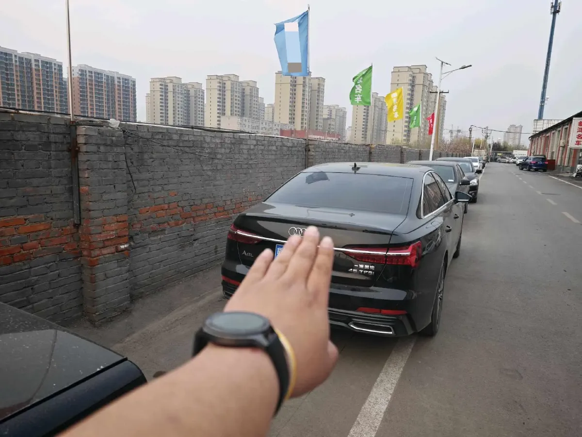 2019 Audi A6L 2.0T 190HP L4 7DCT,autocango,china used car exporter,china ev exporter,chinese used car exporter,chinese used ev exporter