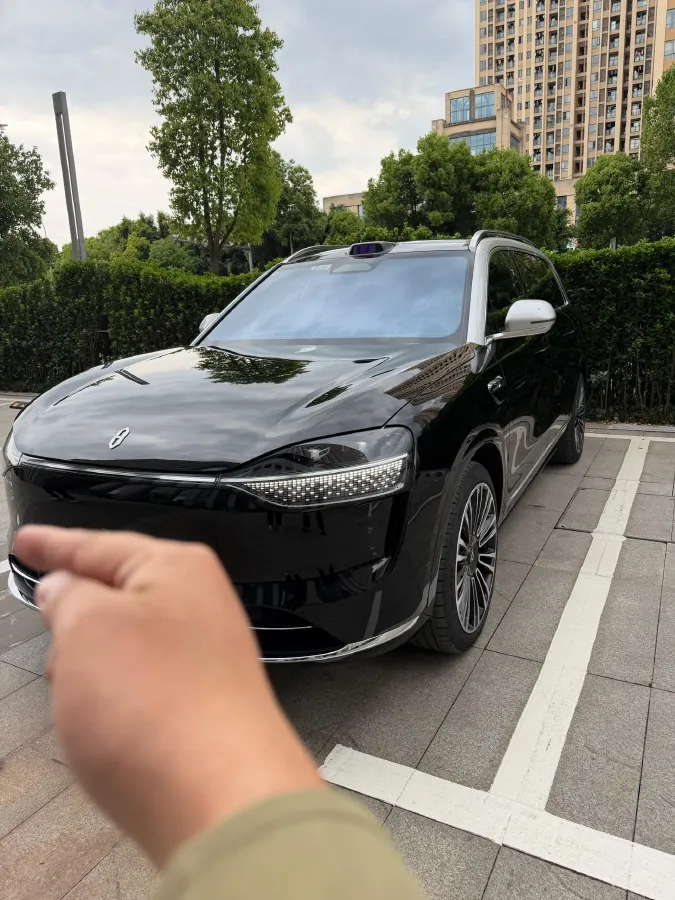 2024 AITO AITO M9 1.5T 152HP L4 REEV 42KWH,autocango,china used car exporter,china ev exporter,chinese used car exporter,chinese used ev exporter