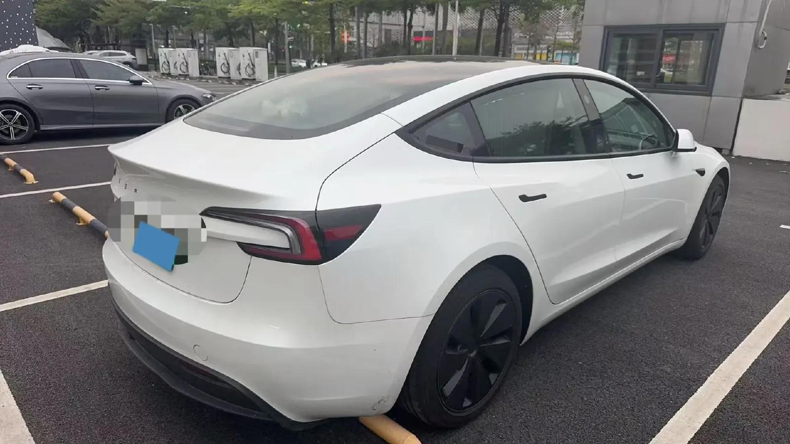 2025 Tesla Model 3 BEV 62.5KWH,autocango,china used car exporter,china ev exporter,chinese used car exporter,chinese used ev exporter