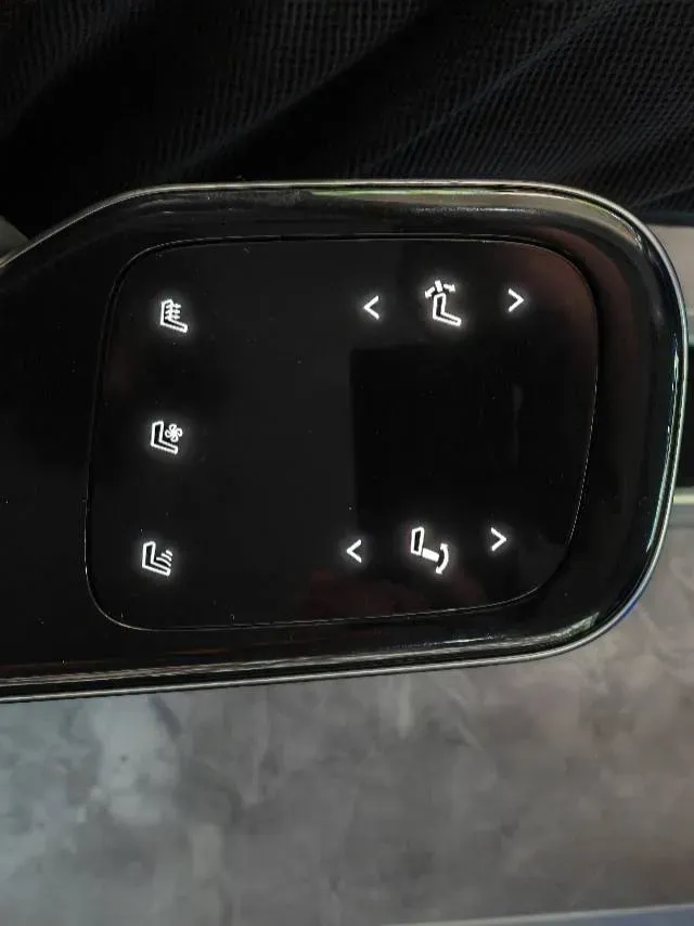 2024 GAC Trumpchi M8 2.0T 252HP L4 8AT,autocango,china used car exporter,china ev exporter,chinese used car exporter,chinese used ev exporter