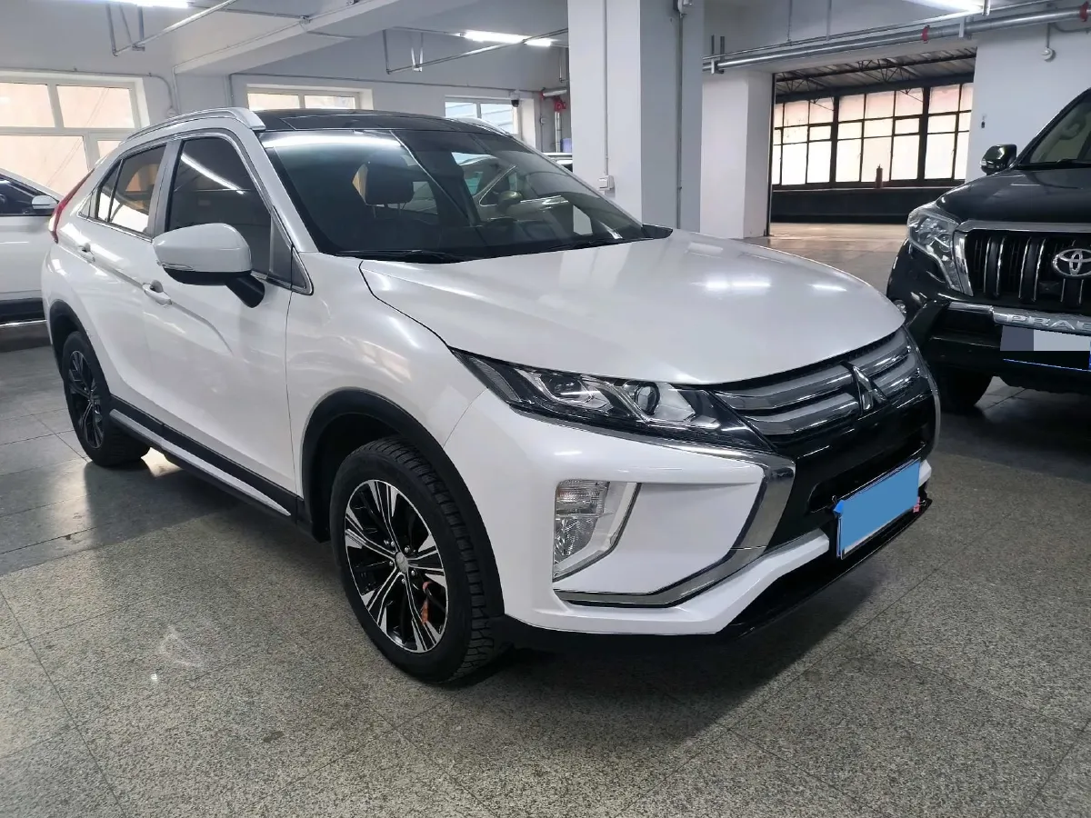 2018 Mitsubishi Eclipse Cross 1.5T 170HP L4 CVT,autocango,china used car exporter,china ev exporter,chinese used car exporter,chinese used ev exporter