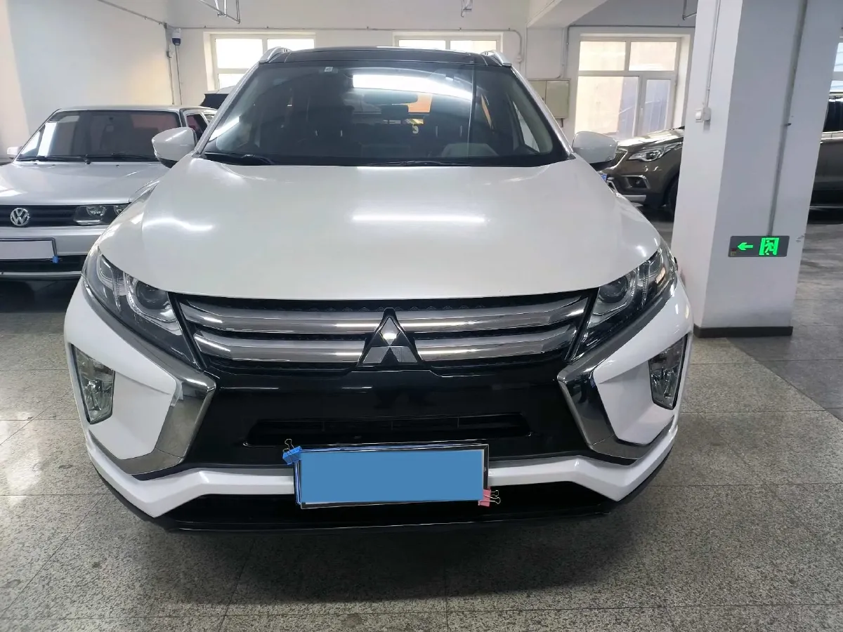 2018 Mitsubishi Eclipse Cross 1.5T 170HP L4 CVT,autocango,china used car exporter,china ev exporter,chinese used car exporter,chinese used ev exporter