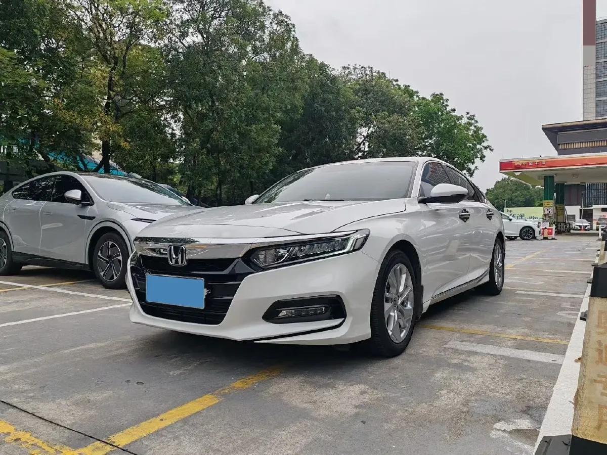 2018 Honda Accord 1.5T 194HP L4 CVT,autocango,china used car exporter,china ev exporter,chinese used car exporter,chinese used ev exporter