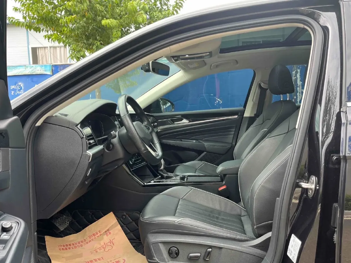 2022 Skoda Kodiak GT 2.0T 186HP L4 7DCT,autocango,china used car exporter,china ev exporter,chinese used car exporter,chinese used ev exporter