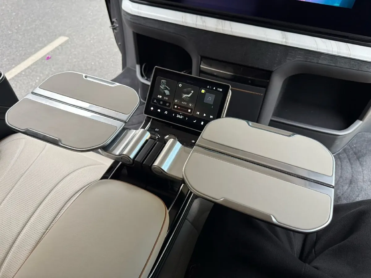 2024 Zeekr 009 BEV 108KWH,autocango,china used car exporter,china ev exporter,chinese used car exporter,chinese used ev exporter