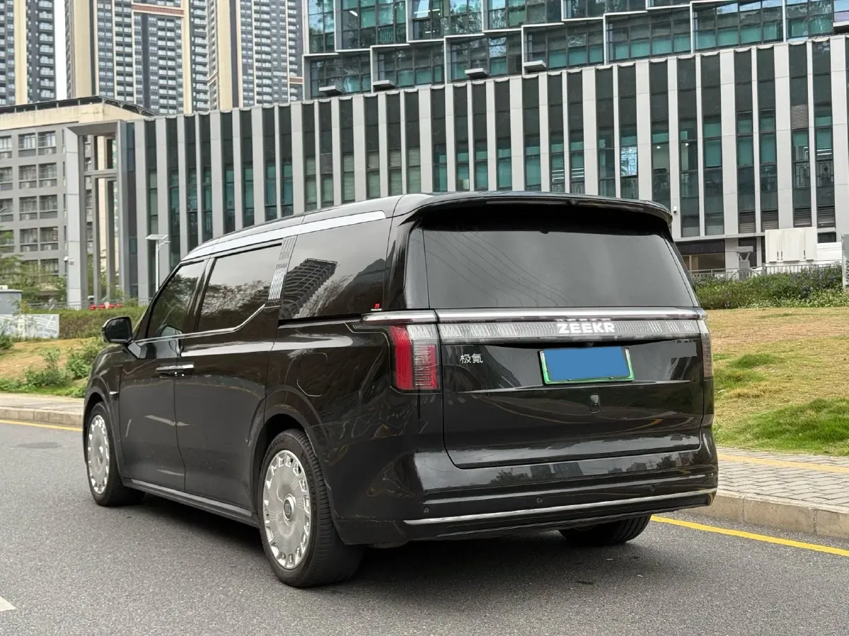 2024 Zeekr 009 BEV 108KWH,autocango,china used car exporter,china ev exporter,chinese used car exporter,chinese used ev exporter