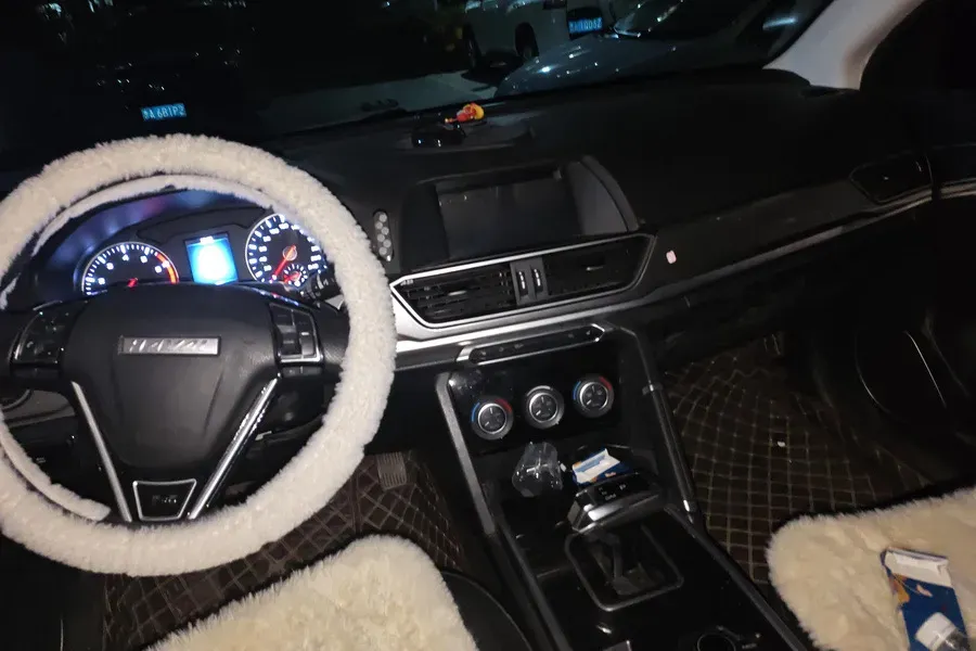 2019 Haval H6 1.5T 150HP L4 7DCT,autocango,china used car exporter,china ev exporter,chinese used car exporter,chinese used ev exporter