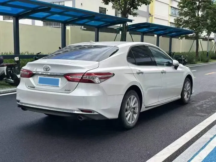2023 Toyota Camry 2.0L 177HP L4 CVT,autocango,china used car exporter,china ev exporter,chinese used car exporter,chinese used ev exporter