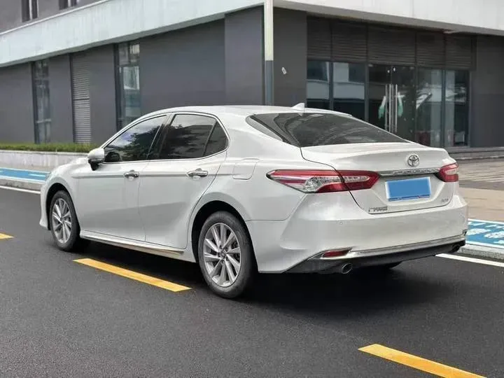 2023 Toyota Camry 2.0L 177HP L4 CVT,autocango,china used car exporter,china ev exporter,chinese used car exporter,chinese used ev exporter