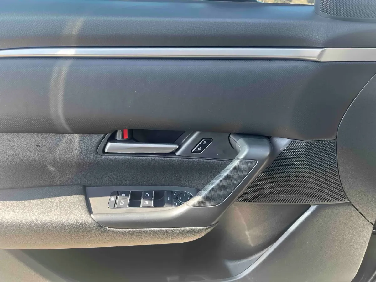 2023 Mazda CX-50 2.0L 155HP L4 6AT,autocango,china used car exporter,china ev exporter,chinese used car exporter,chinese used ev exporter