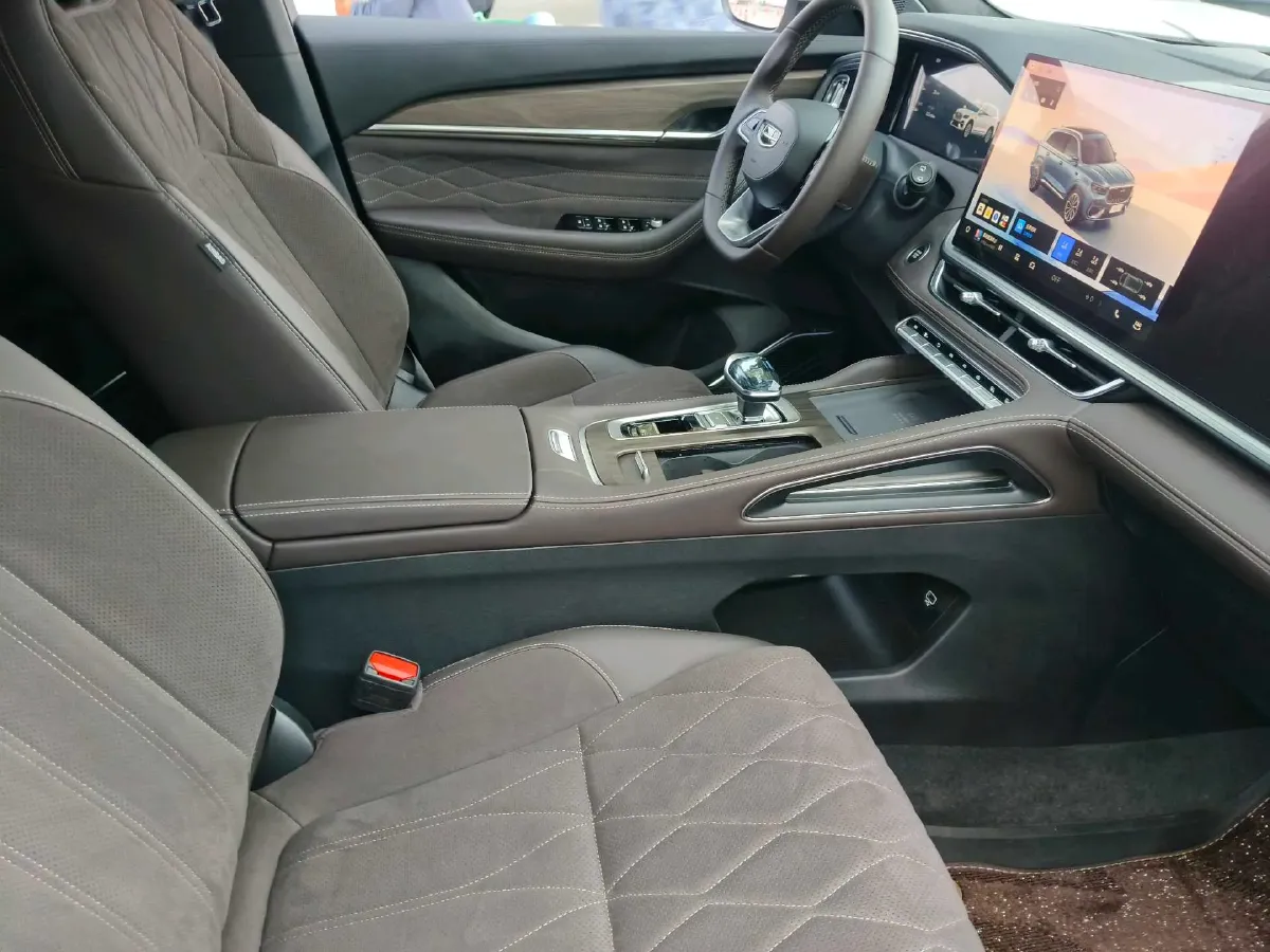 2025 Geely Monjaro 2.0T 238HP L4 8AT,autocango,china used car exporter,china ev exporter,chinese used car exporter,chinese used ev exporter