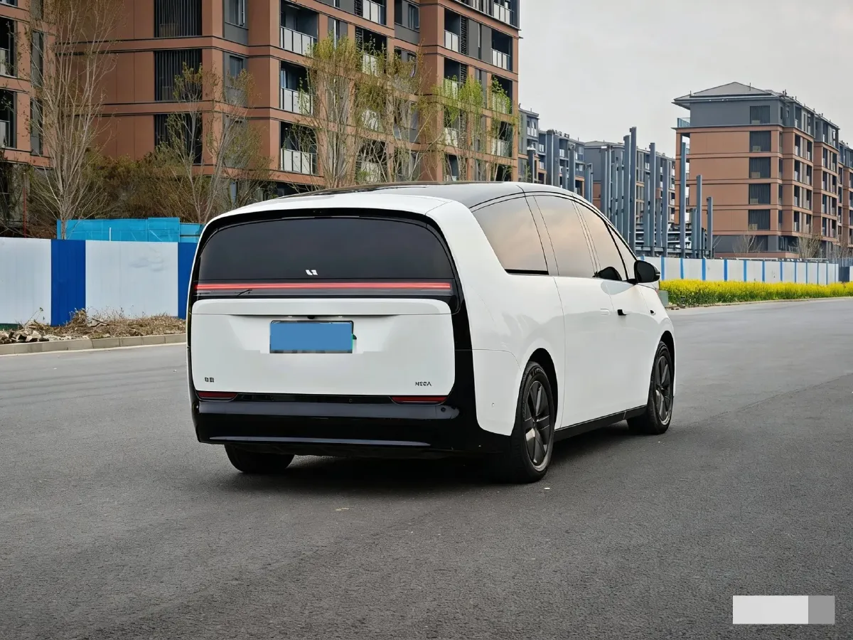 2024 Li MEGA BEV 102.7KWH,autocango,china used car exporter,china ev exporter,chinese used car exporter,chinese used ev exporter
